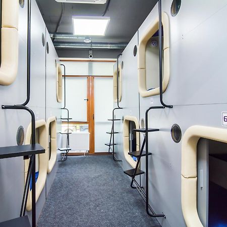 Av-1 Capsule Hotel Kijów Zewnętrze zdjęcie
