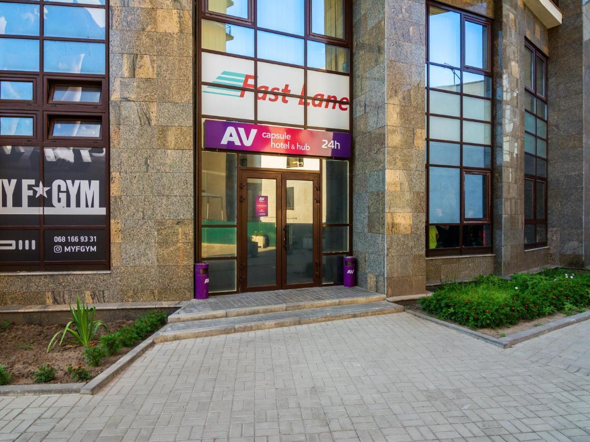 Av-1 Capsule Hotel Kijów Zewnętrze zdjęcie