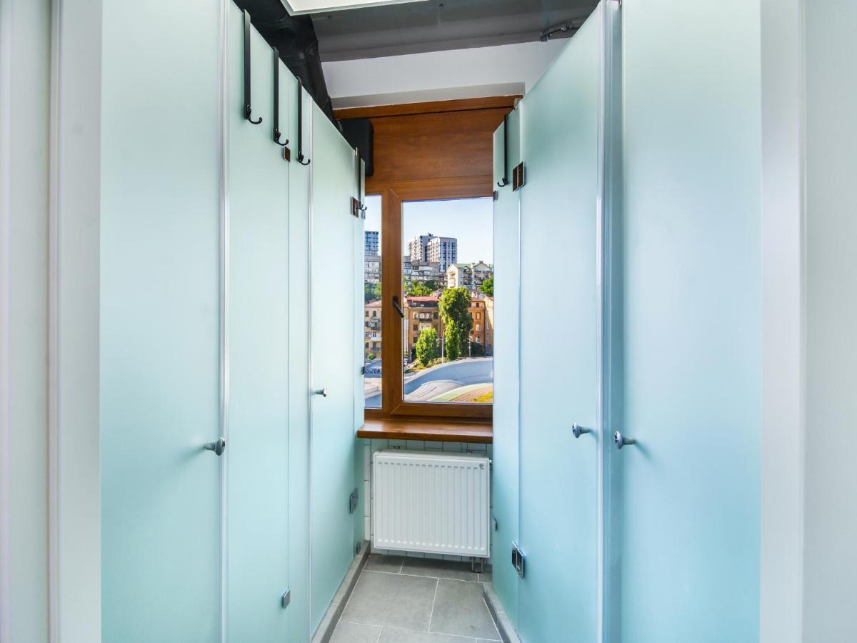Av-1 Capsule Hotel Kijów Zewnętrze zdjęcie