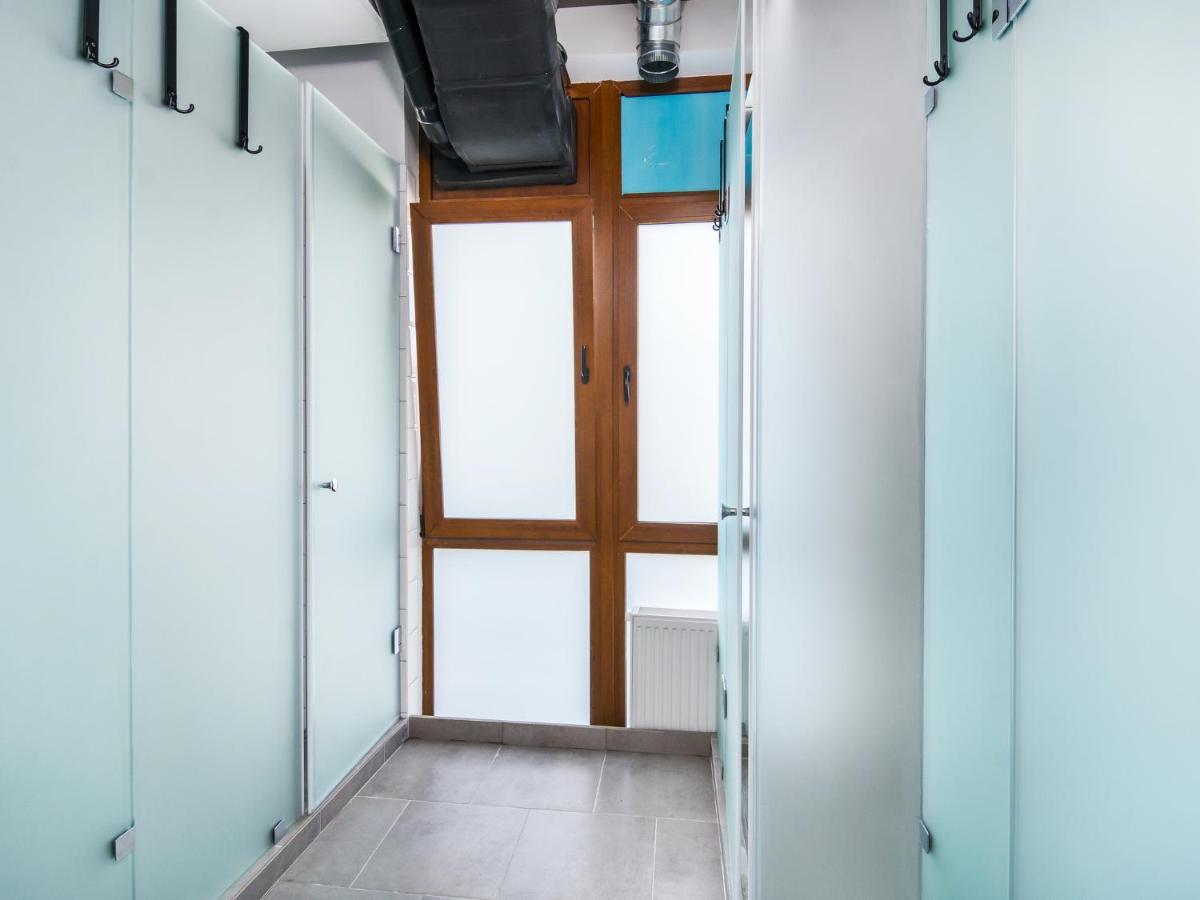 Av-1 Capsule Hotel Kijów Zewnętrze zdjęcie