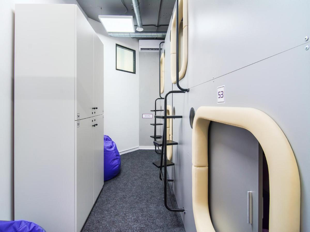 Av-1 Capsule Hotel Kijów Zewnętrze zdjęcie