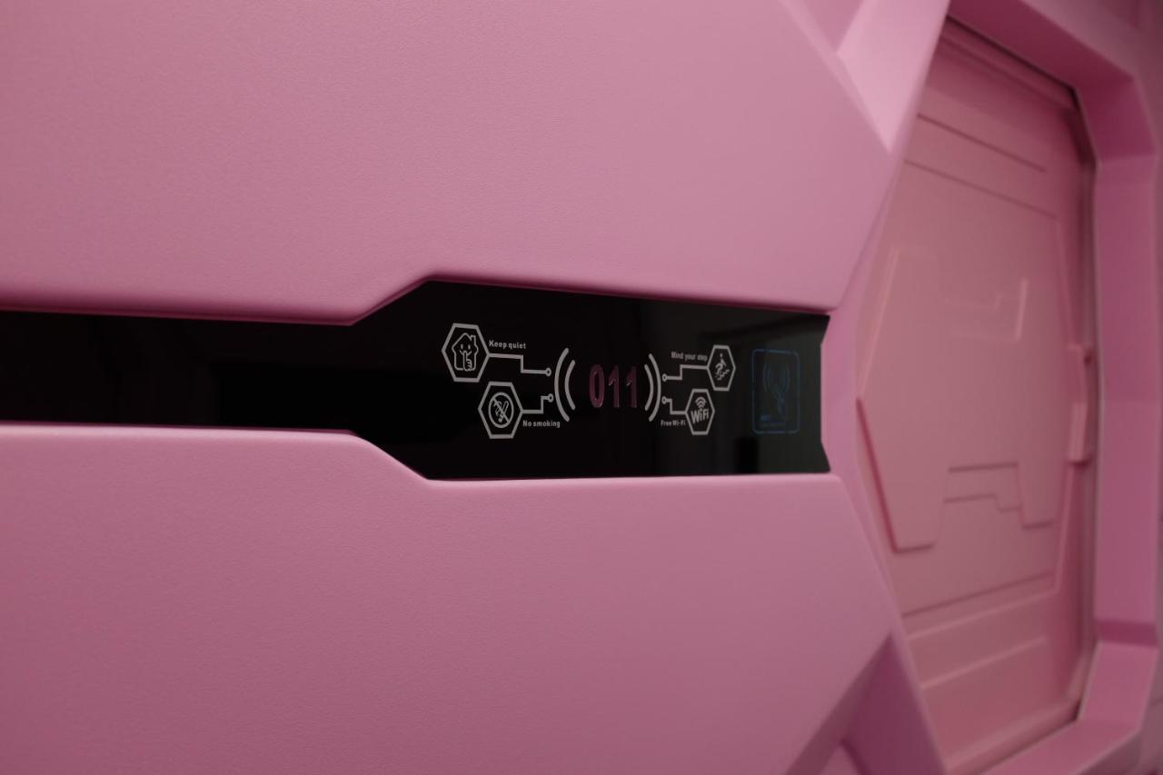Av-1 Capsule Hotel Kijów Zewnętrze zdjęcie